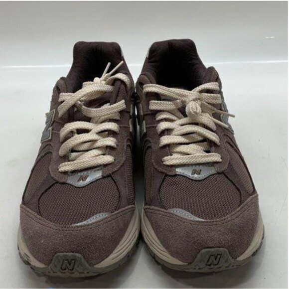 NEVER WORN New Balance Men 2002R Mens 10.5 main image 5